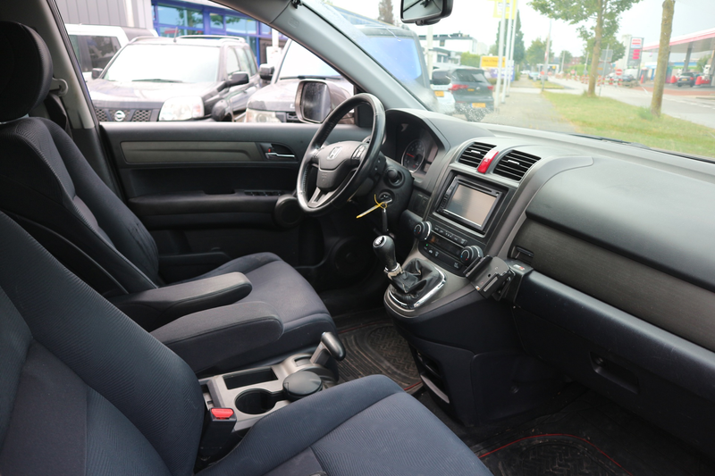 Honda CR-V 2.0i Elegance / APK 6 2027 / RIJDT SUPER ! ! ! — photo 2