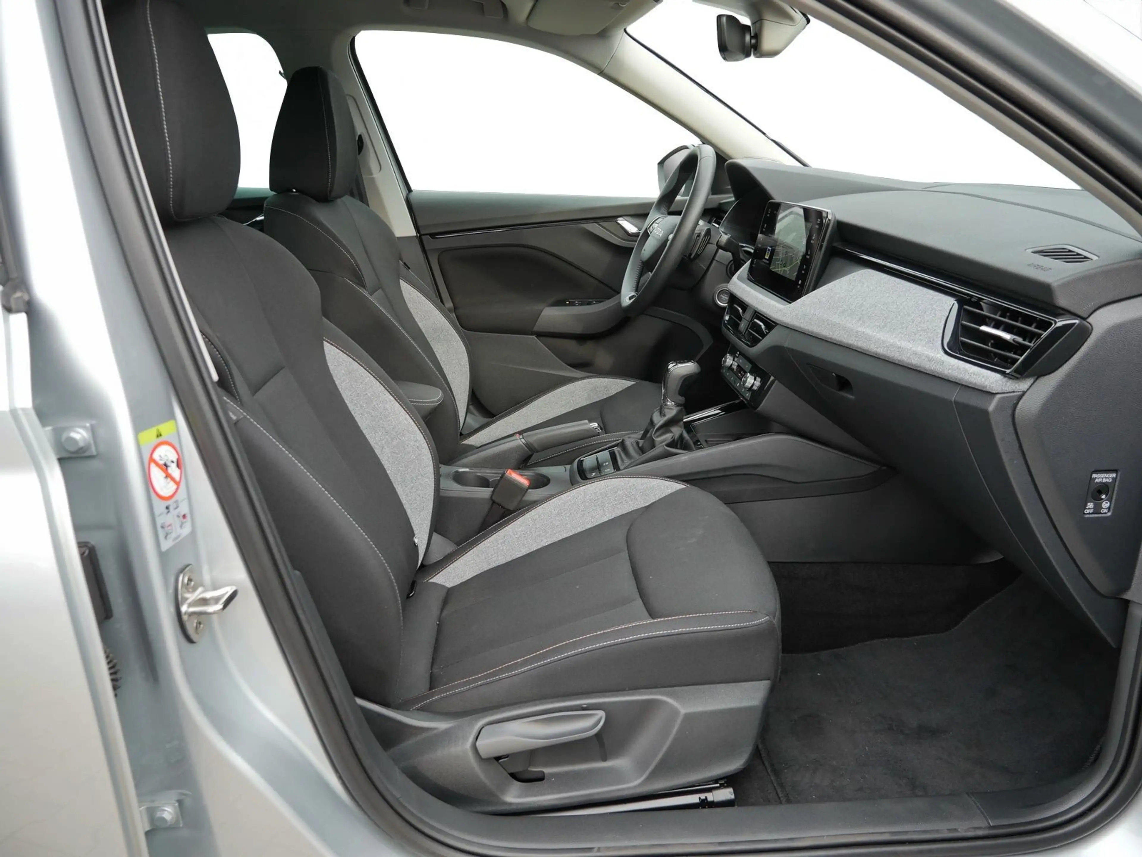 Skoda Kamiq 1.5 TSI Selection RFK*Navi*DAB*AHK*Digital — photo 4