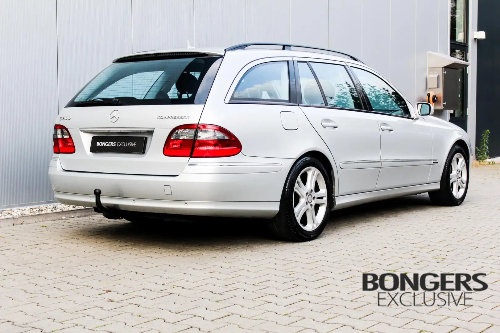 Mercedes-Benz E 200 Estate K. Business Class Avantgarde | 2 eign. | On Gris - 2