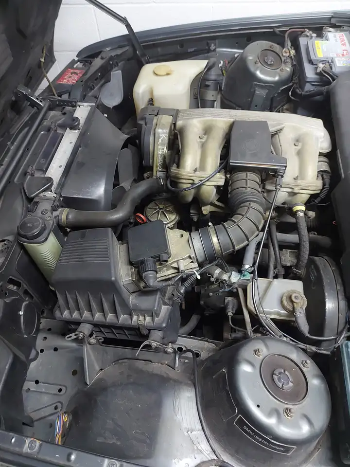 BMW 316i 4p, foto 11