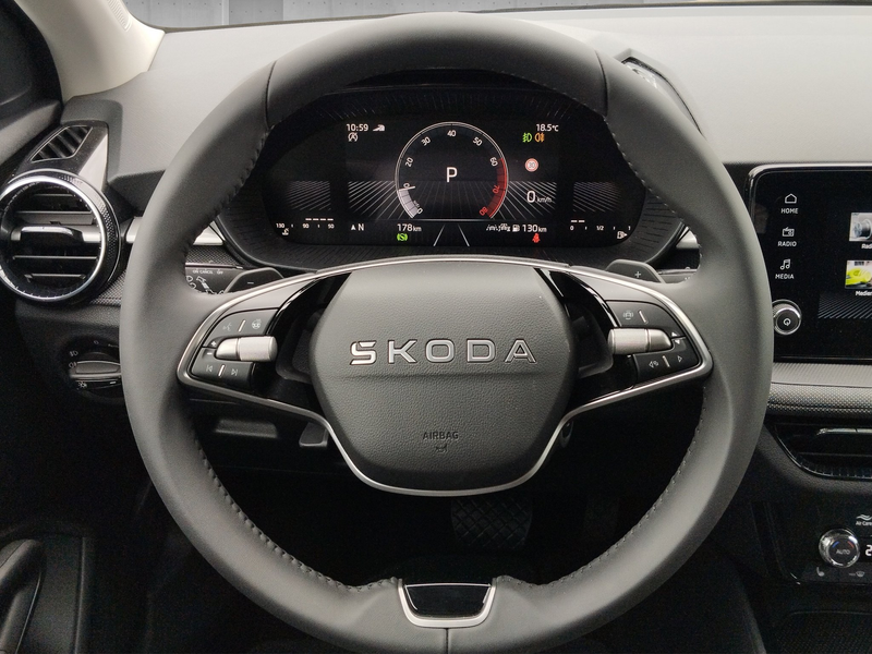 Skoda Fabia 1.0 TSI Balance DSG AUT*Fernlichtass.*Kam. — photo 10