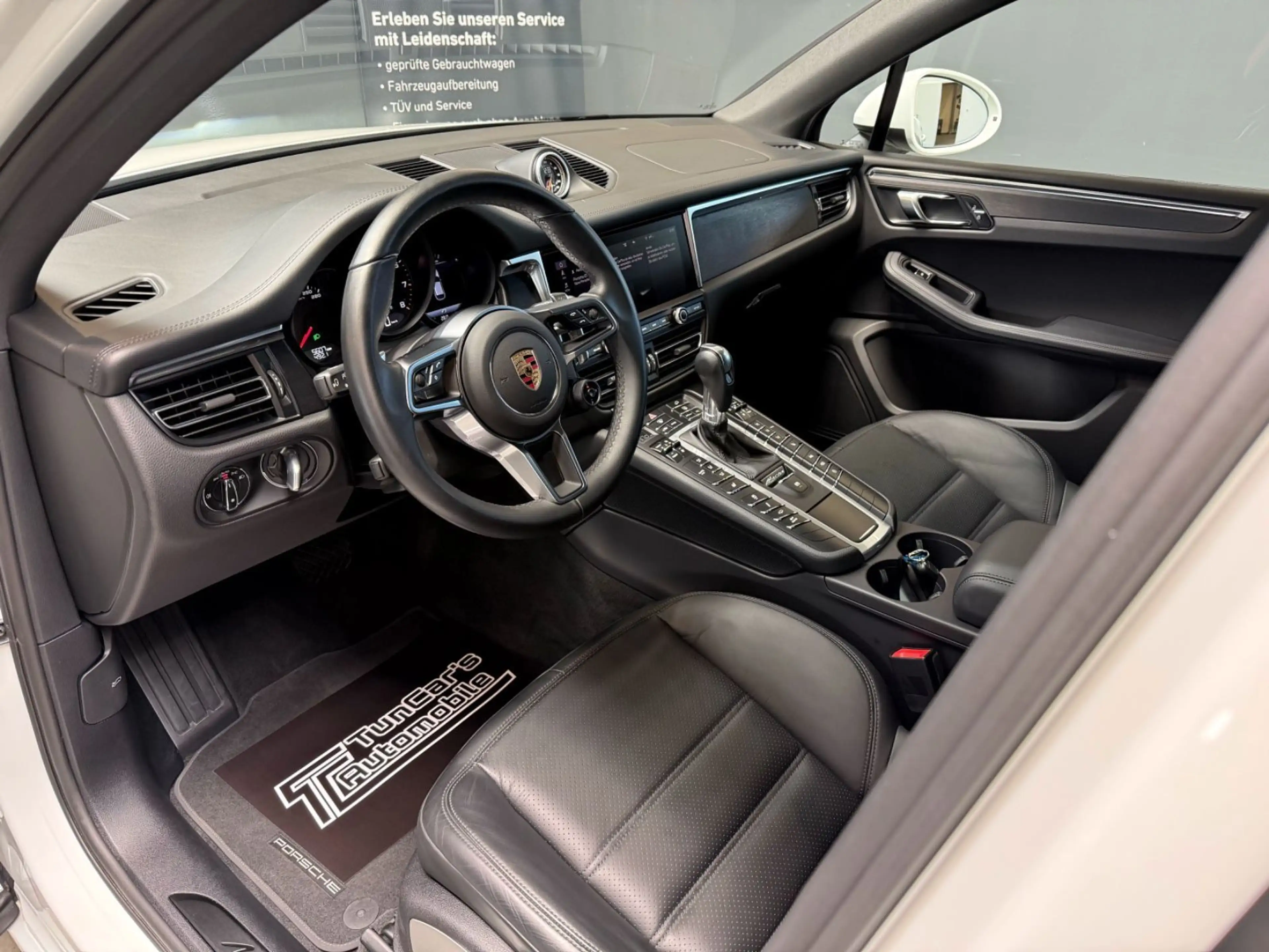 Porsche Macan GTS LED/Surround View/BOSE/Panoramadach/ — photo 12