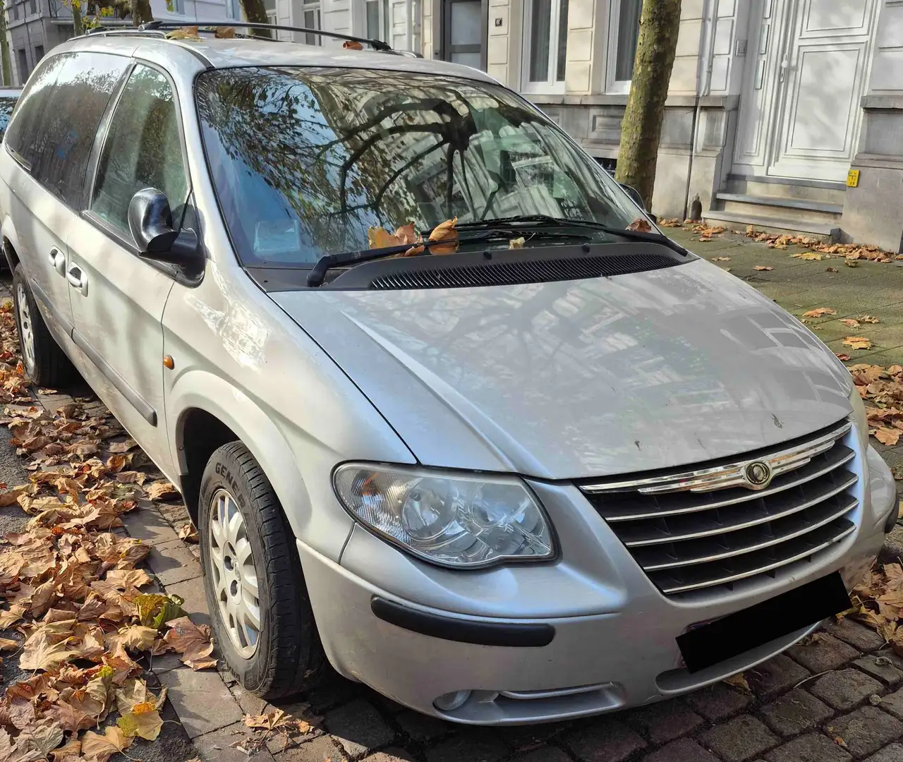 Chrysler Grand Voyager Grand Voyager 2.8 CRD Automatik Classic Gris - 1