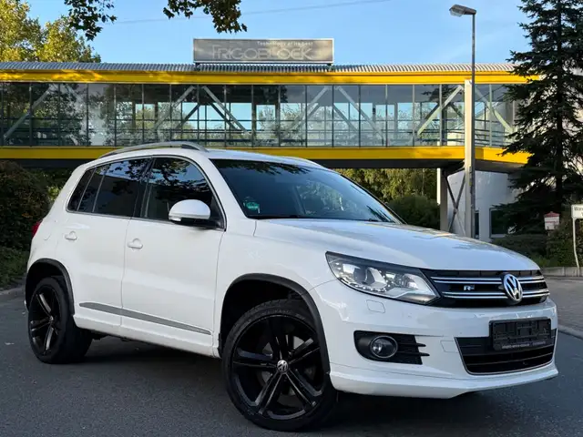 Volkswagen Tiguan *4MOTION*R-LINE*SPORT*XENON*