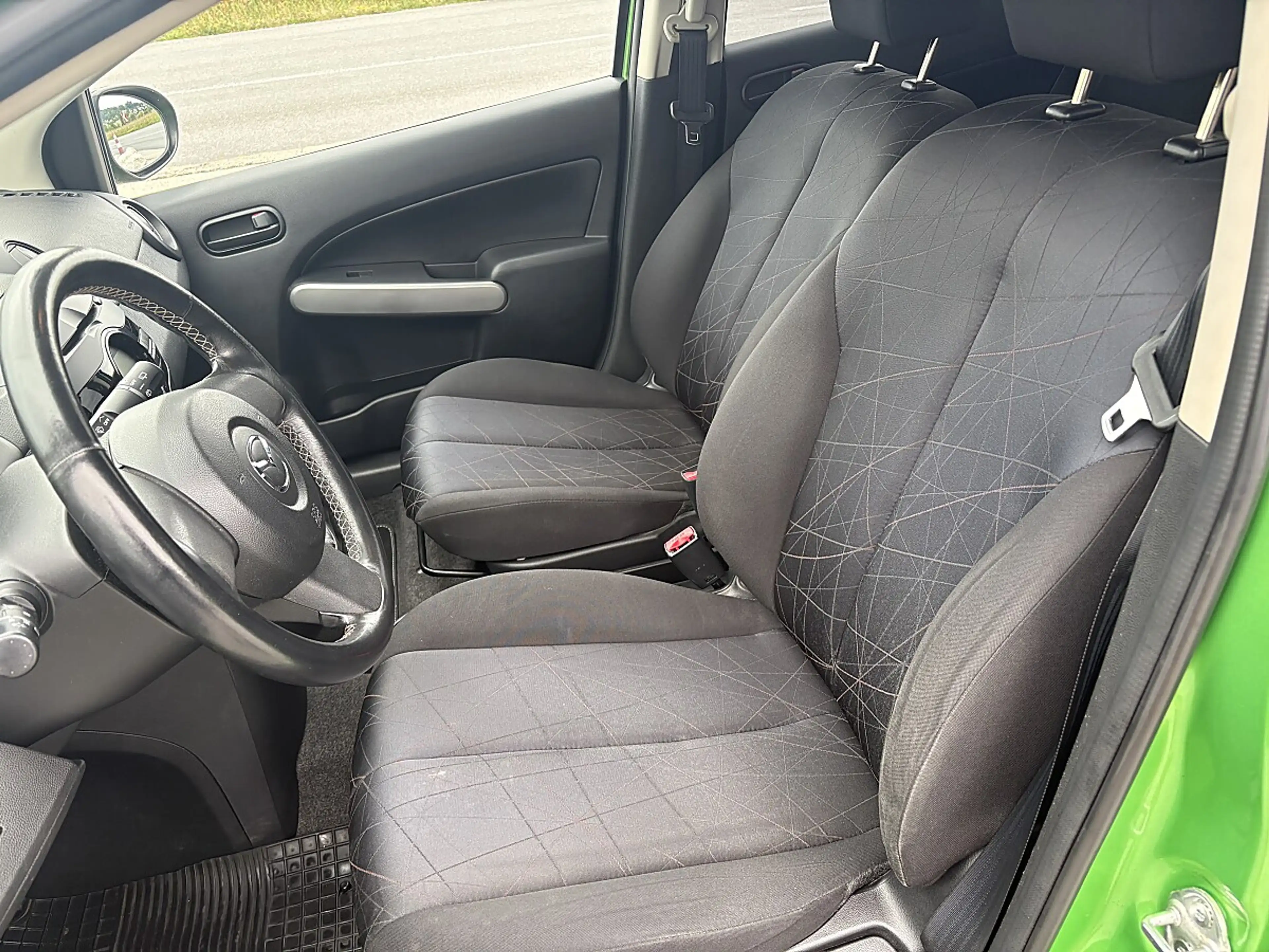 Mazda 2 Mazda2 1,3i Fashion — photo 5