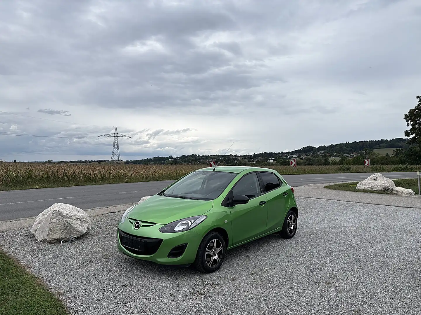Mazda 2 Mazda2 1,3i Fashion Grün - 2