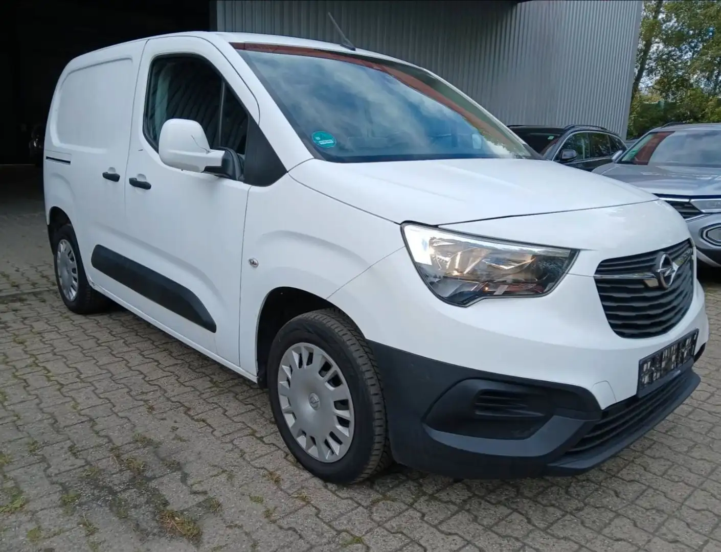 Opel Combo COMBO 1.5D E CARGO ERH.NUTZL NAVI GROSS AC MULTI Blanc - 1