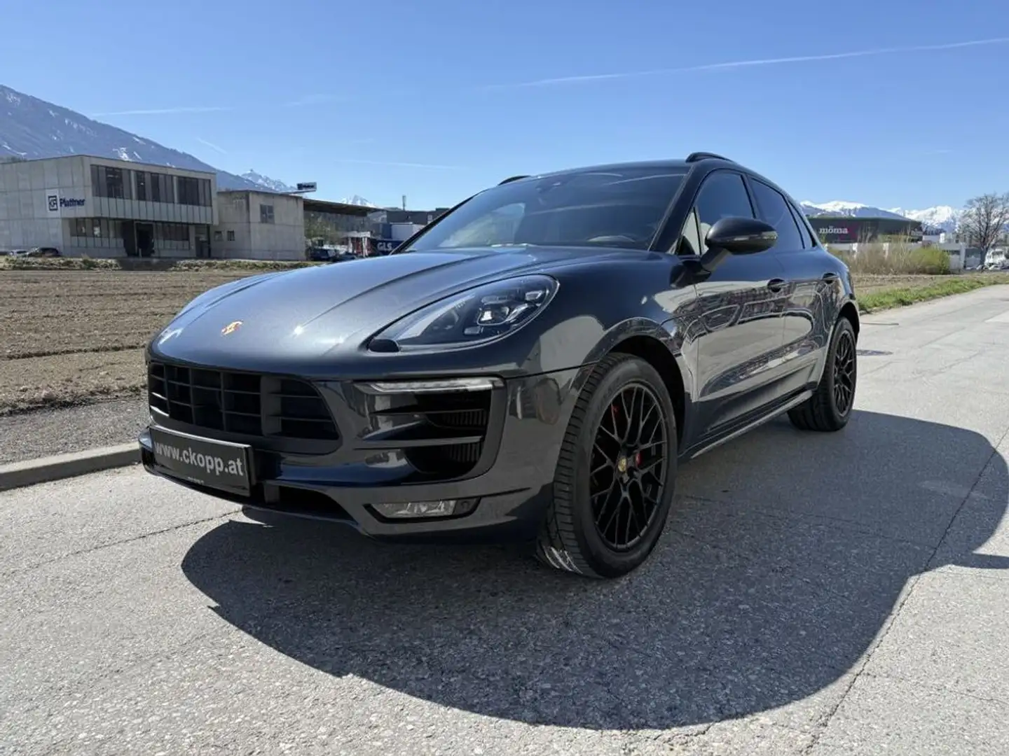 Porsche Macan GTS, VERKAUFT Grau - 1