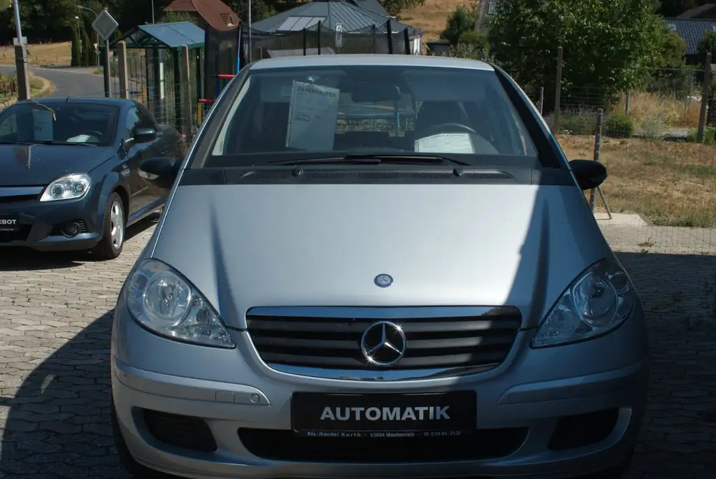 Mercedes-Benz A 170 2005 из Европы — купить под ключ