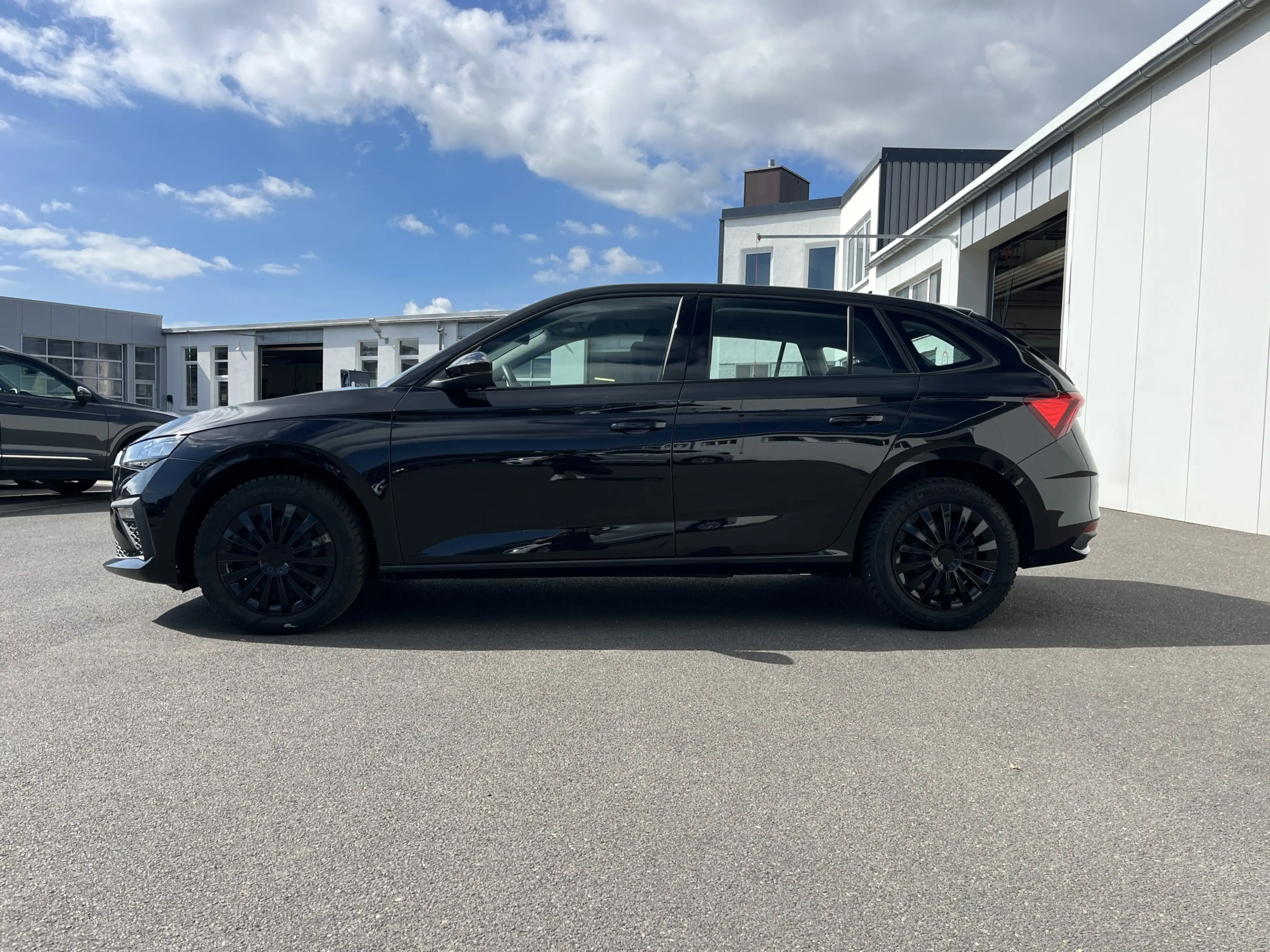 Skoda Scala 1.0 TSI DSG Selection 125€ m.20% Anz. AHK Navi A — photo 2