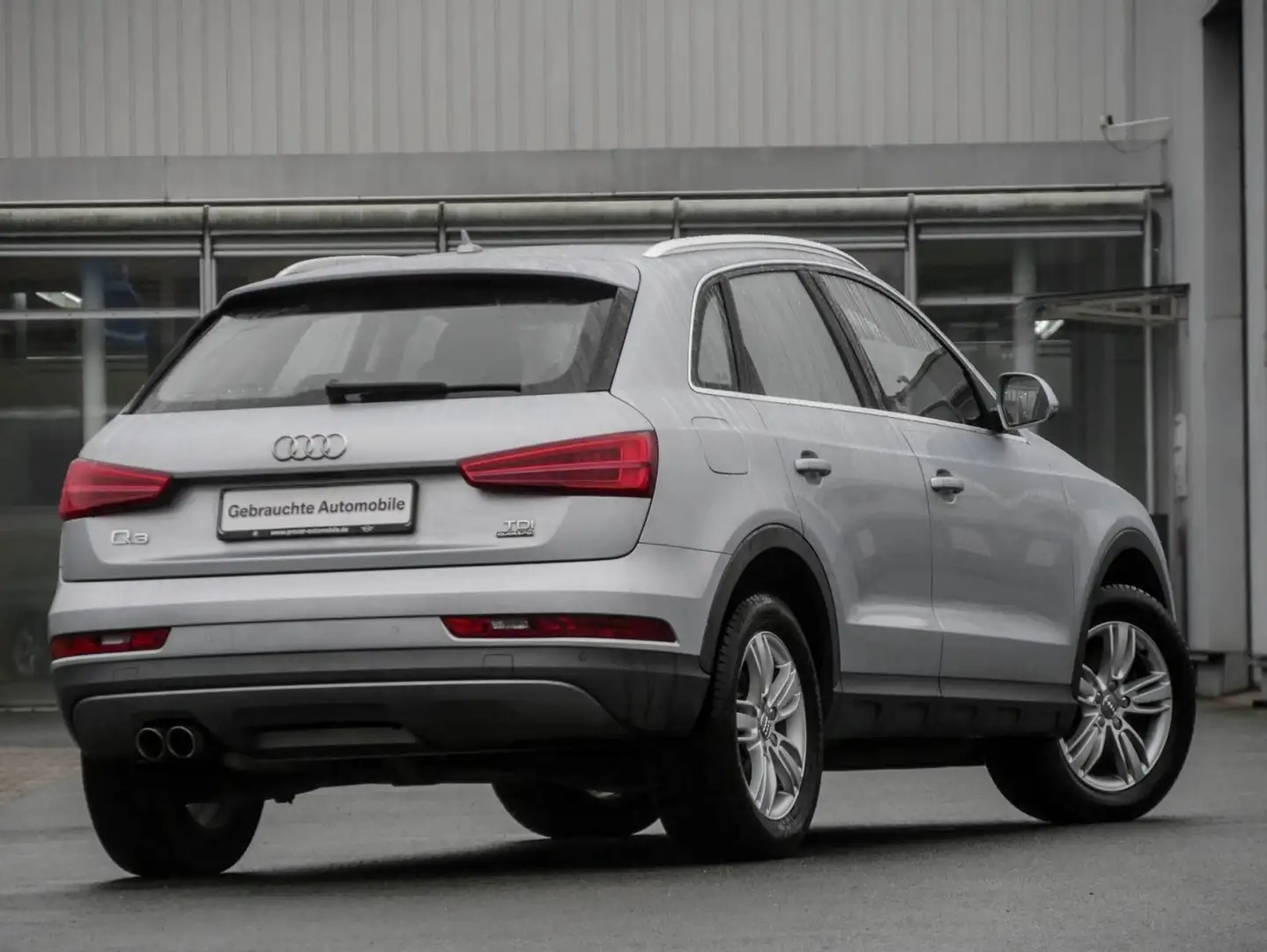 Audi Q3 QUATTRO DESIGN+AHK+PANO+NAVI Gris - 2