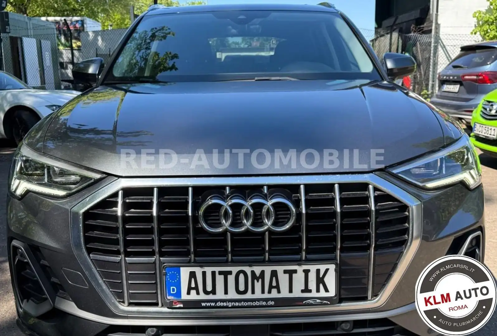 Audi Q3 2.0 TDI 150 CV S tronic S line Tetto Panoramico Grigio - 2