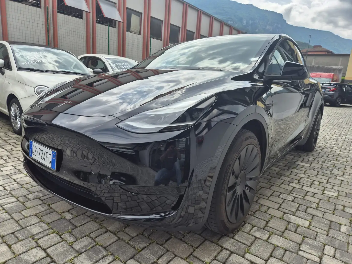 Tesla Model Y Model Y Single Motor rwd Negro - 2