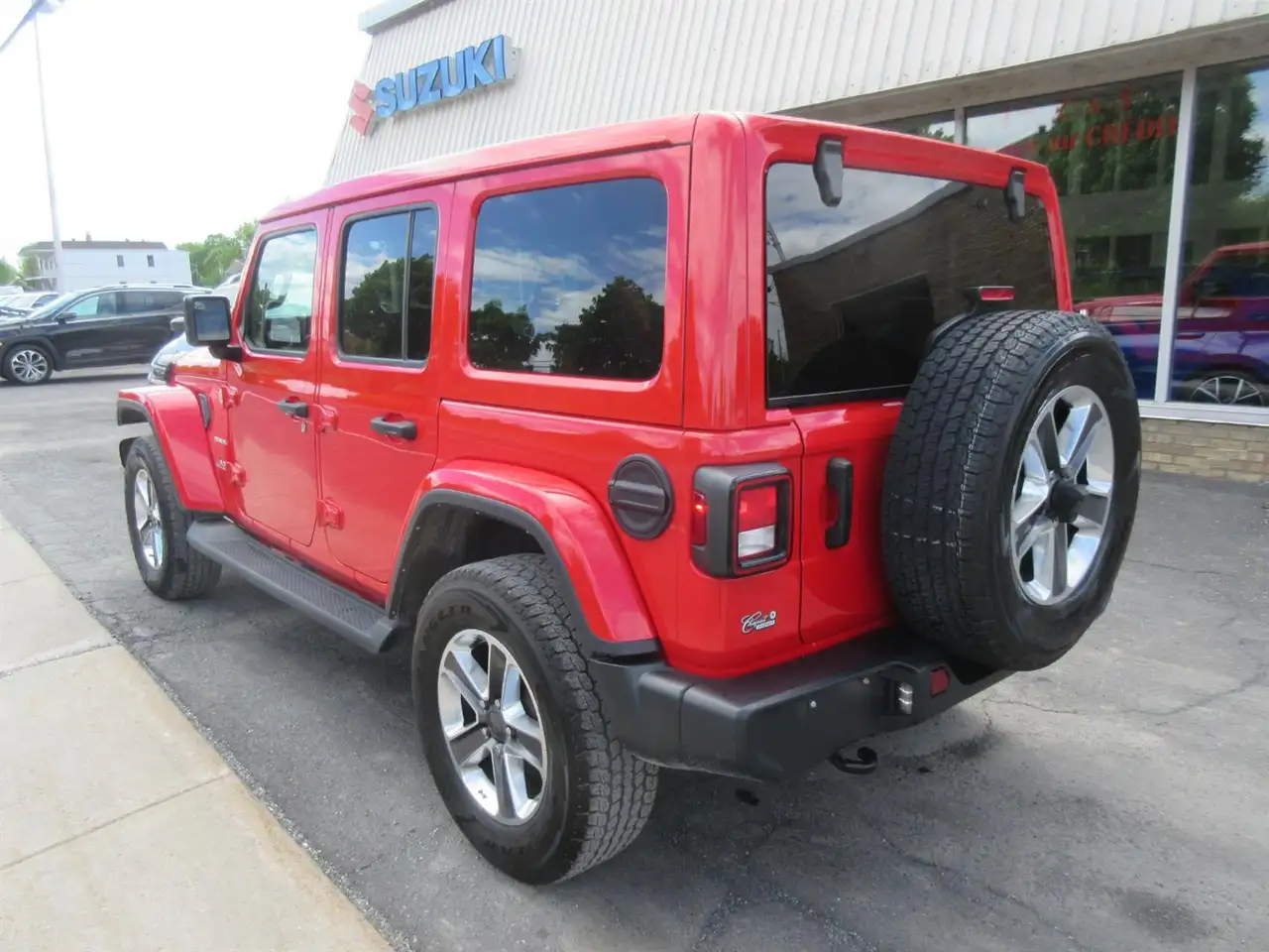 Jeep Wrangler снимка Jeep Wrangler