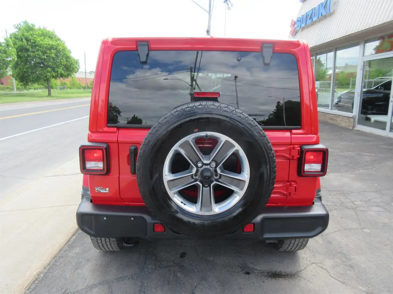 Jeep Wrangler снимка Jeep Wrangler