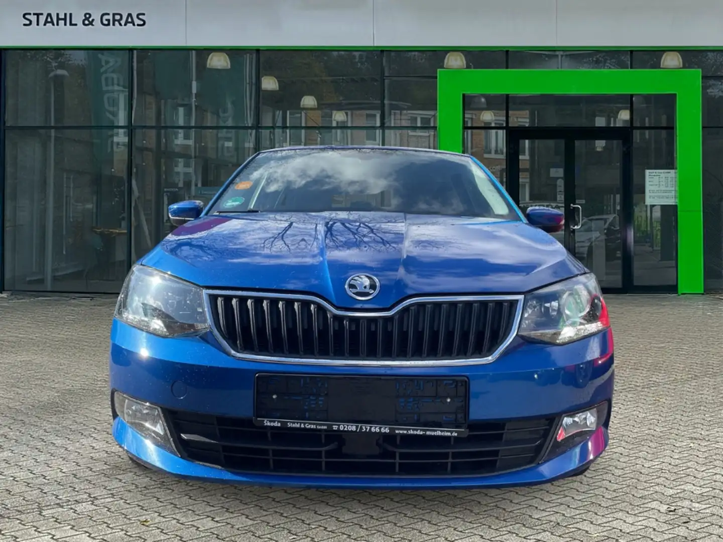 Skoda Fabia 1,0l TSI 81kW(110PS) 6-Gang-Schal Navi Sperrdiff. Bleu - 2