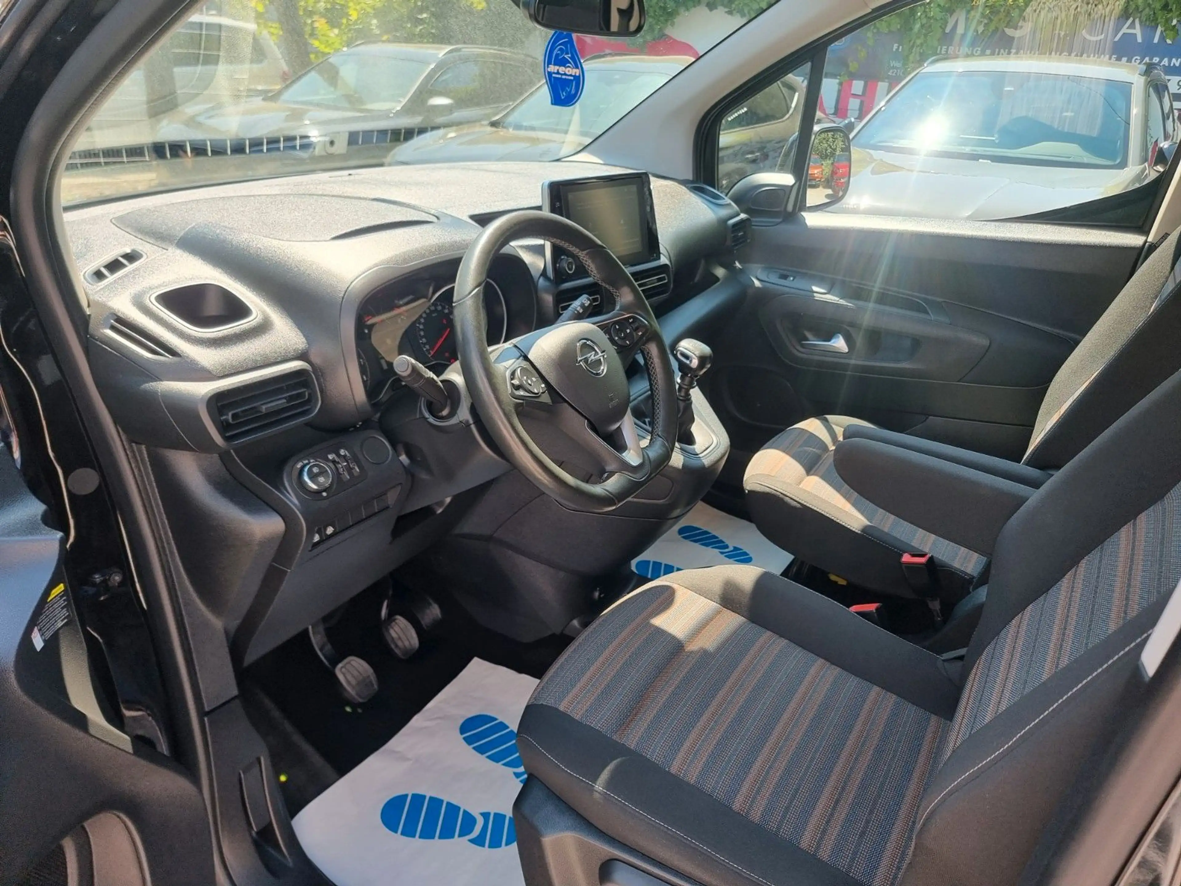 Opel Combo Life 1.5 Diesel  Elegance/LENKRADH./*NAVI* — photo 12