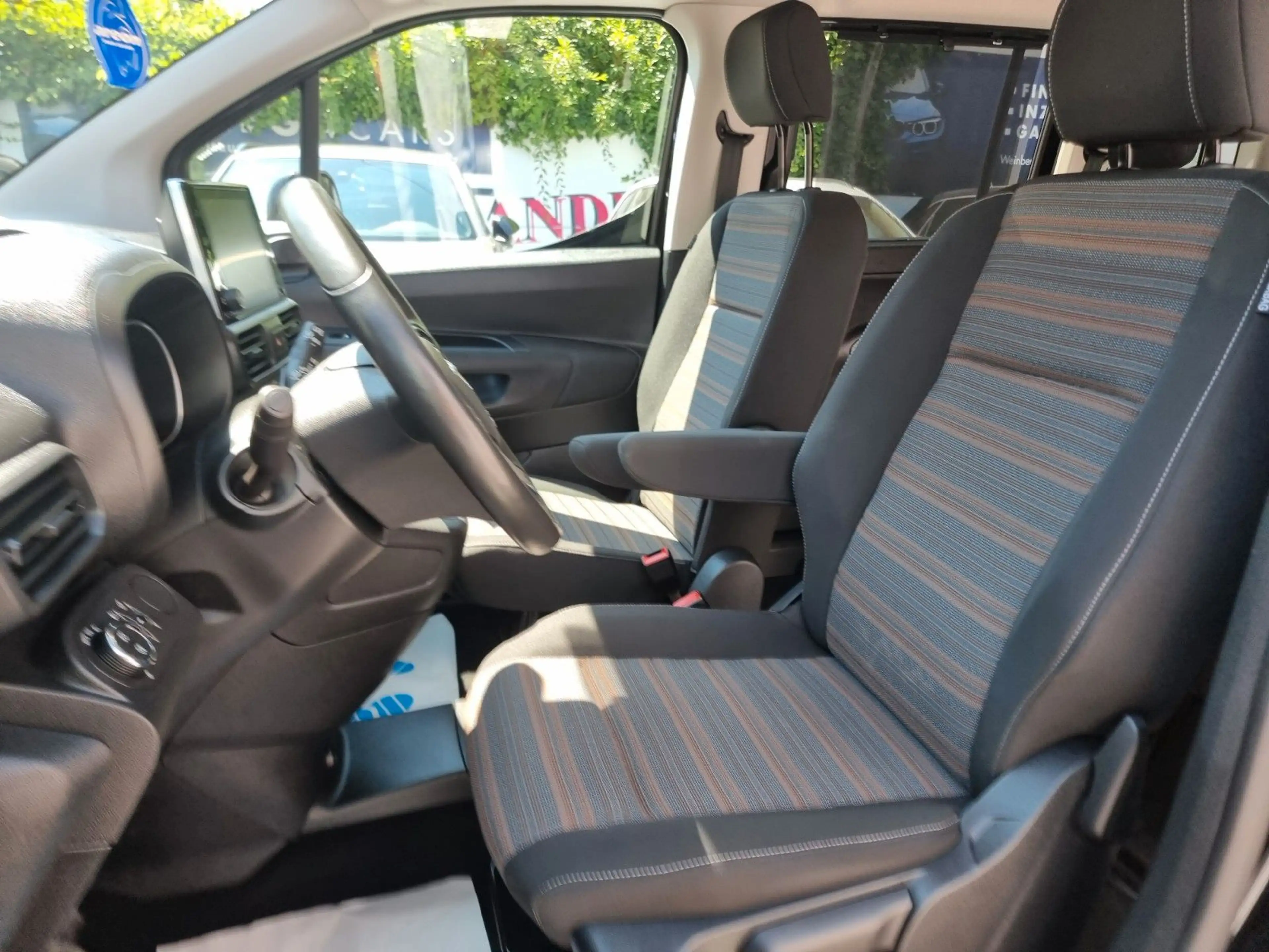 Opel Combo Life 1.5 Diesel  Elegance/LENKRADH./*NAVI* — photo 13