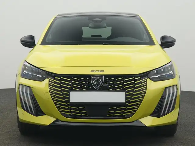 Peugeot 208 view 3