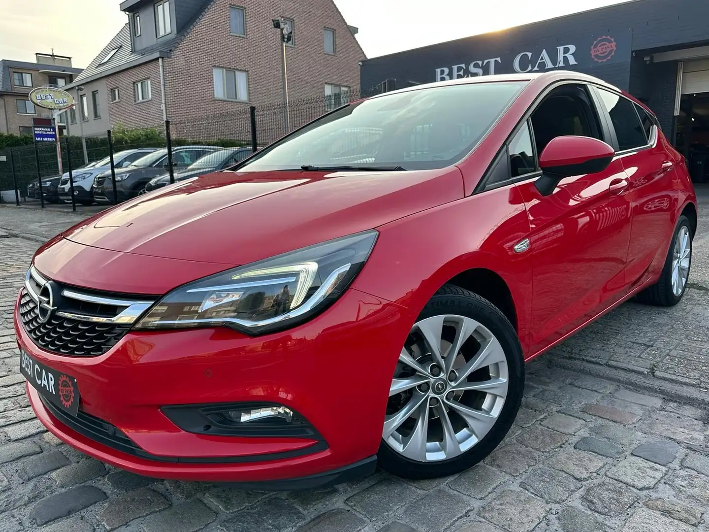 Opel Astra 1.0 Turbo ECOTEC Rouge - 1