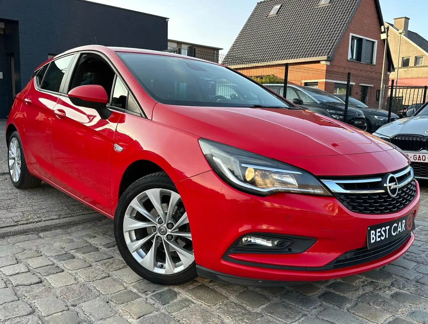 Opel Astra 1.0 Turbo ECOTEC Rouge - 2