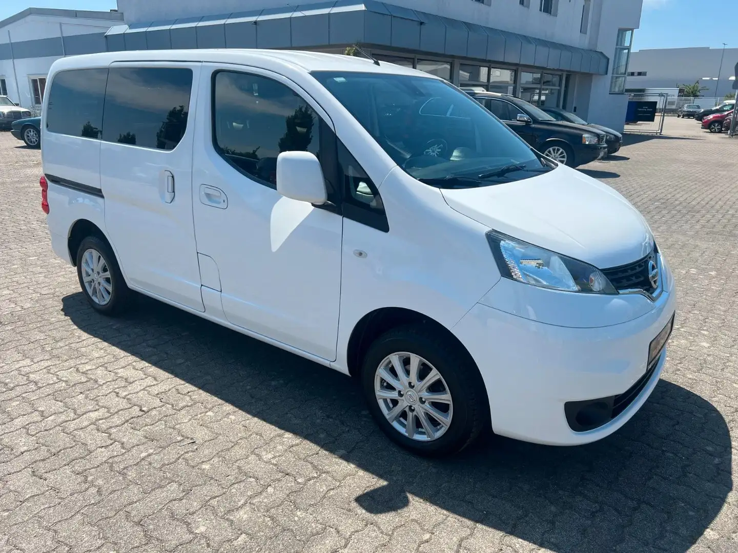 Nissan NV200 Evalia Benziner 1.Hand unfallfrei 7-Sitzer Weiß - 1