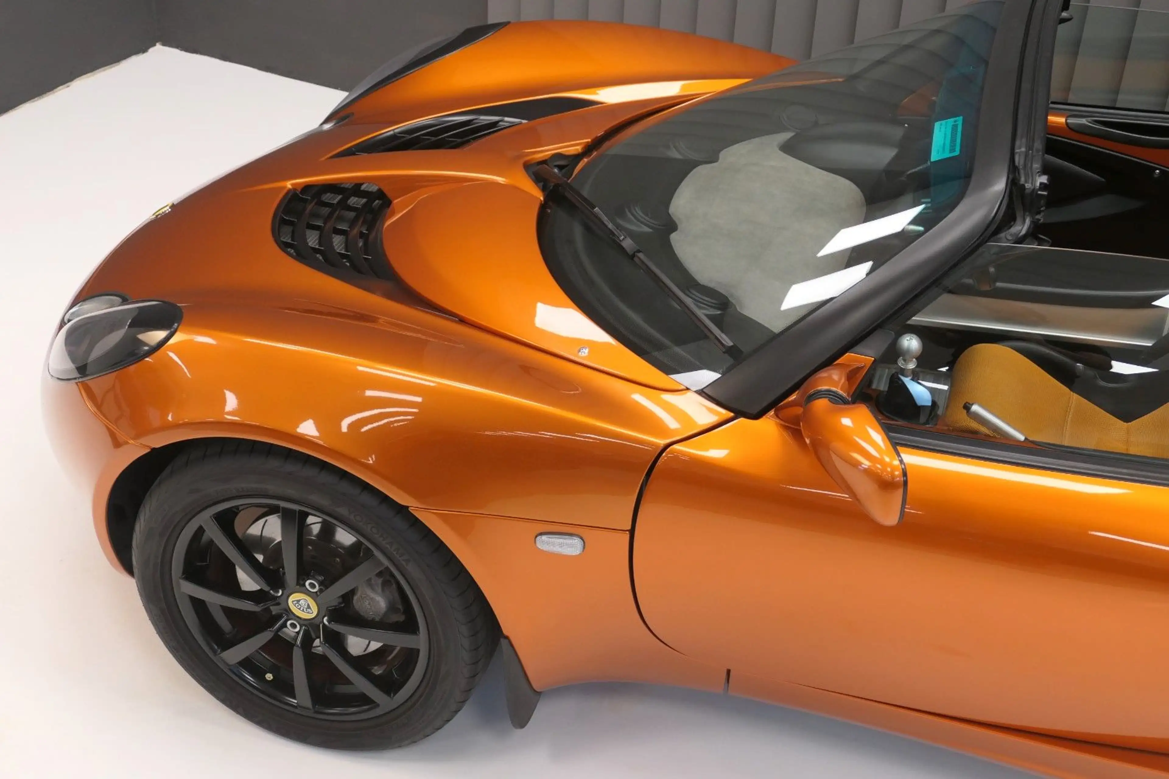 Lotus Elise SC RHD custom paint — photo 7