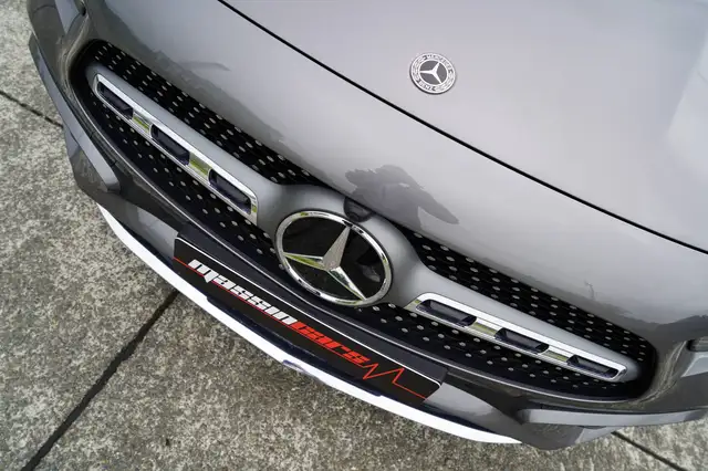 Mercedes-Benz Gla view 7
