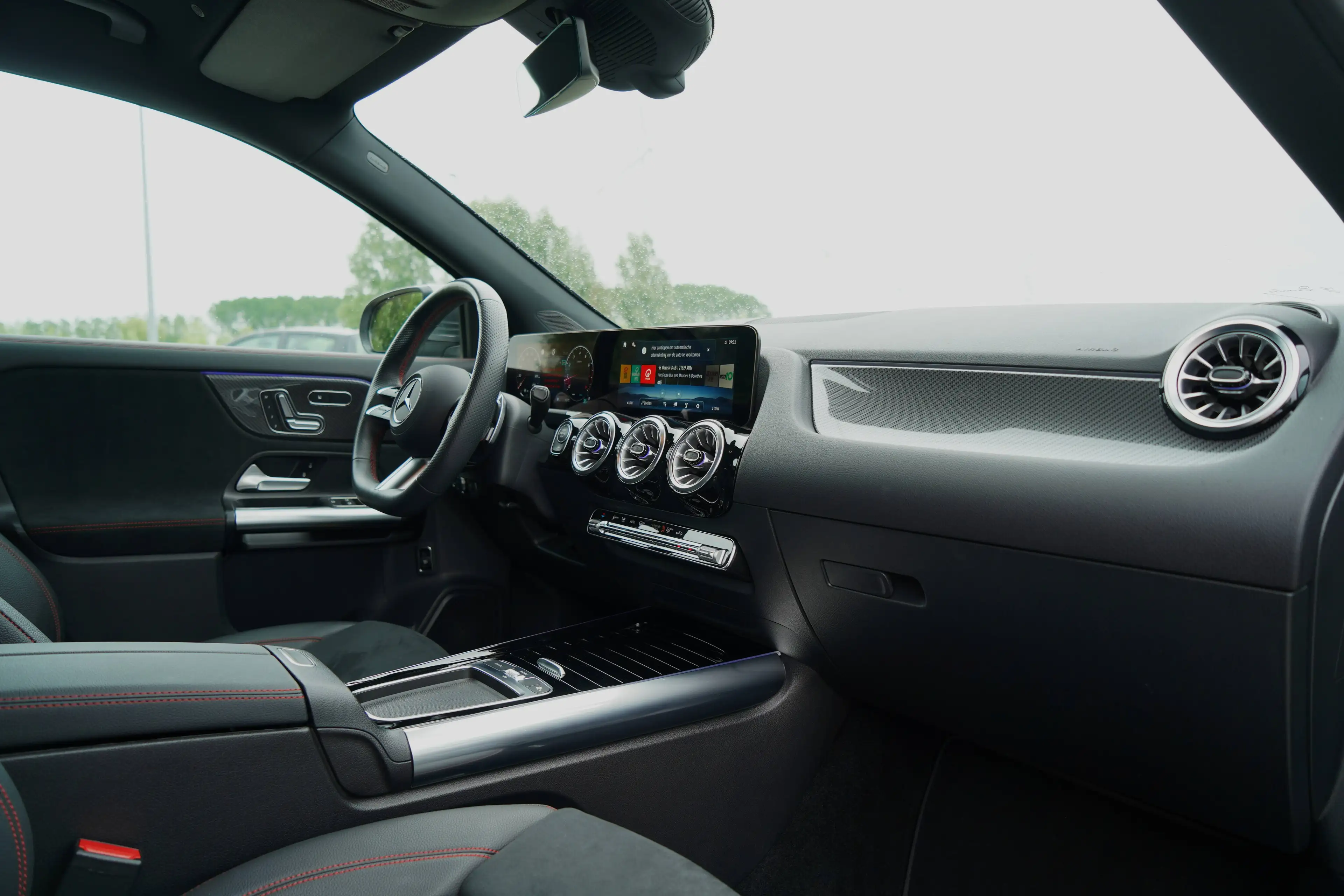 Mercedes-Benz GLA 200 AMG-Line | LED | Stuurverwarming! | 15dkm! | 1ste eigenaar! — photo 34