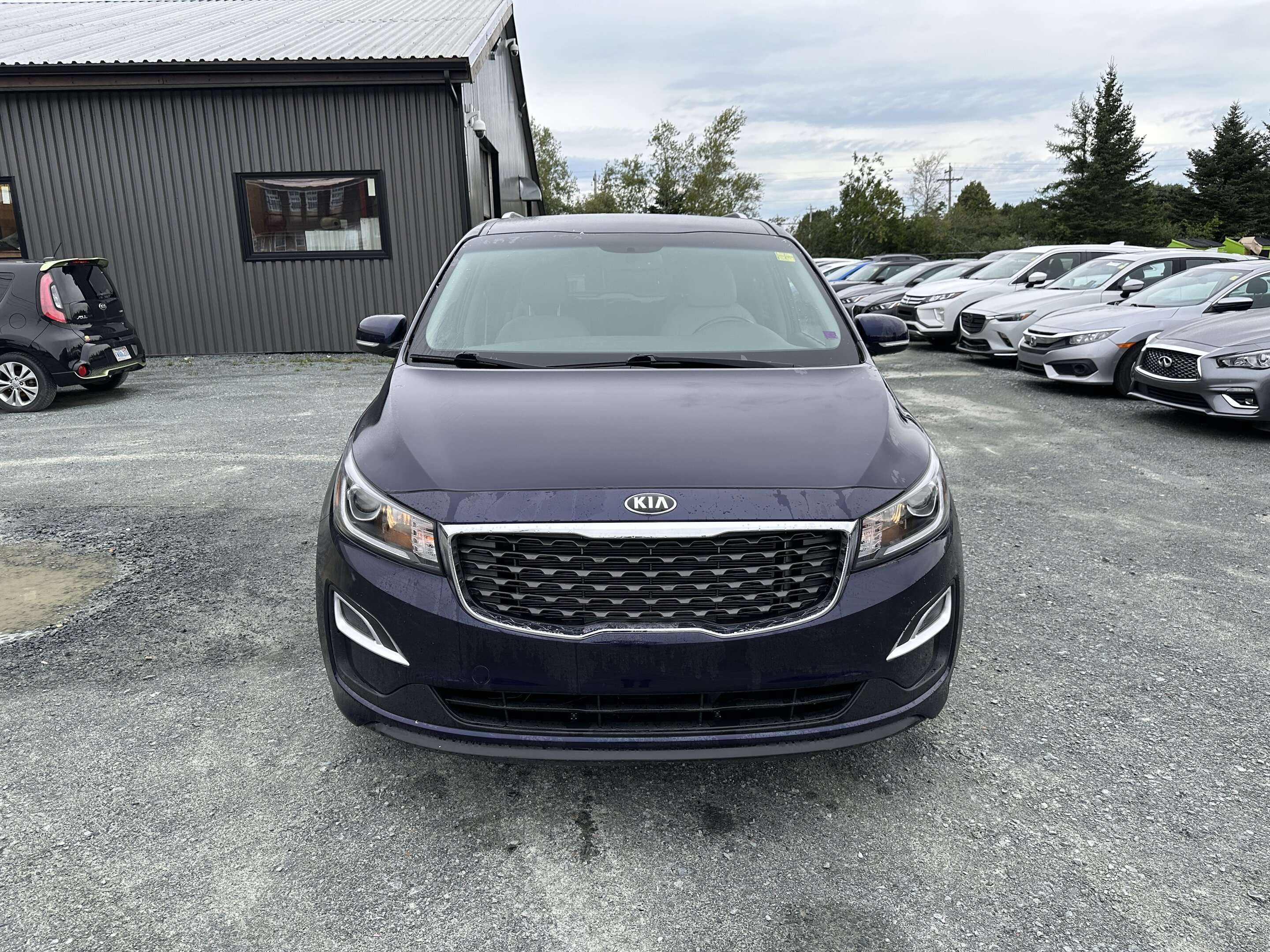 2020 Kia Sedona LX — photo 1