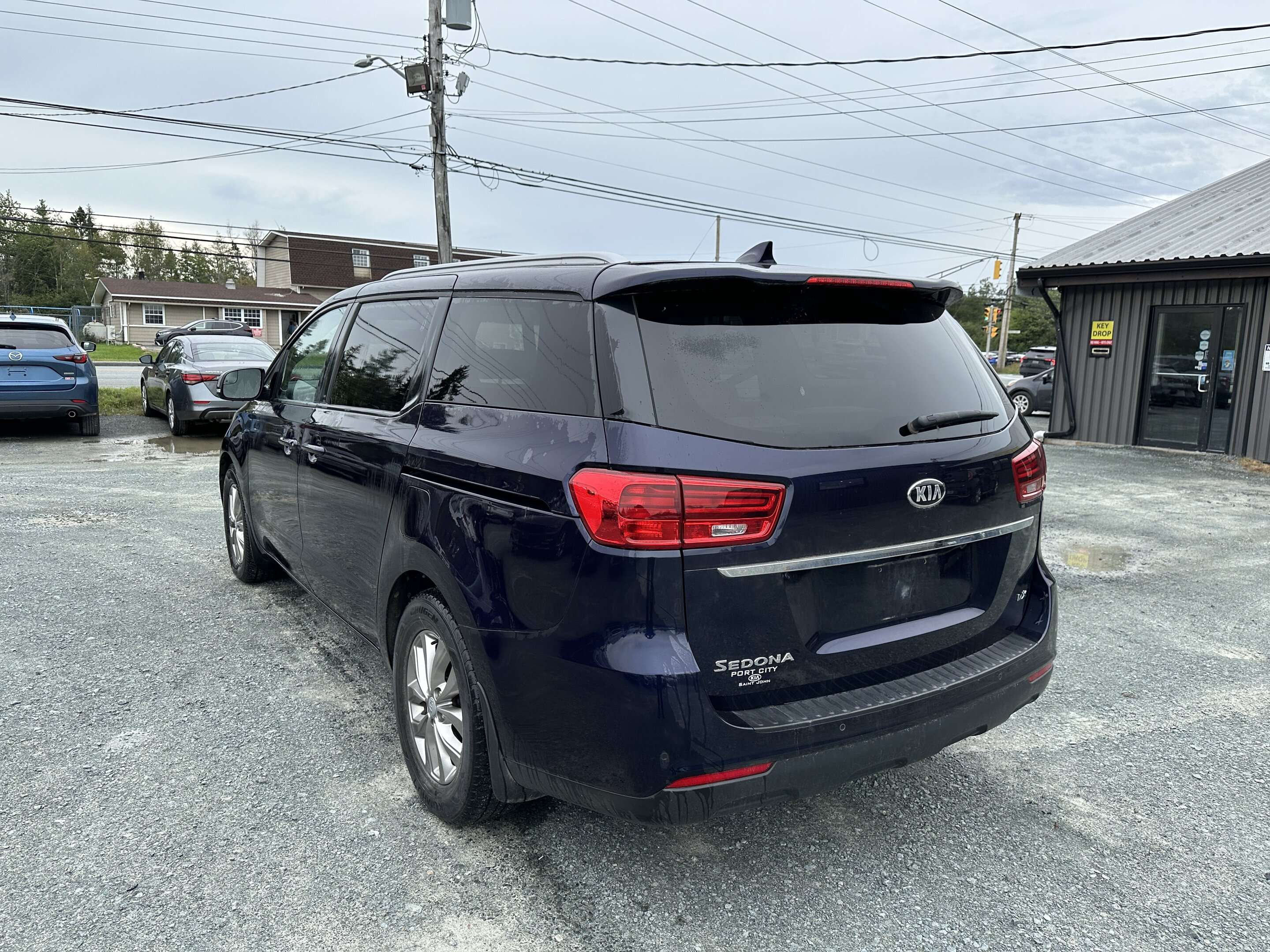 2020 Kia Sedona LX — photo 1