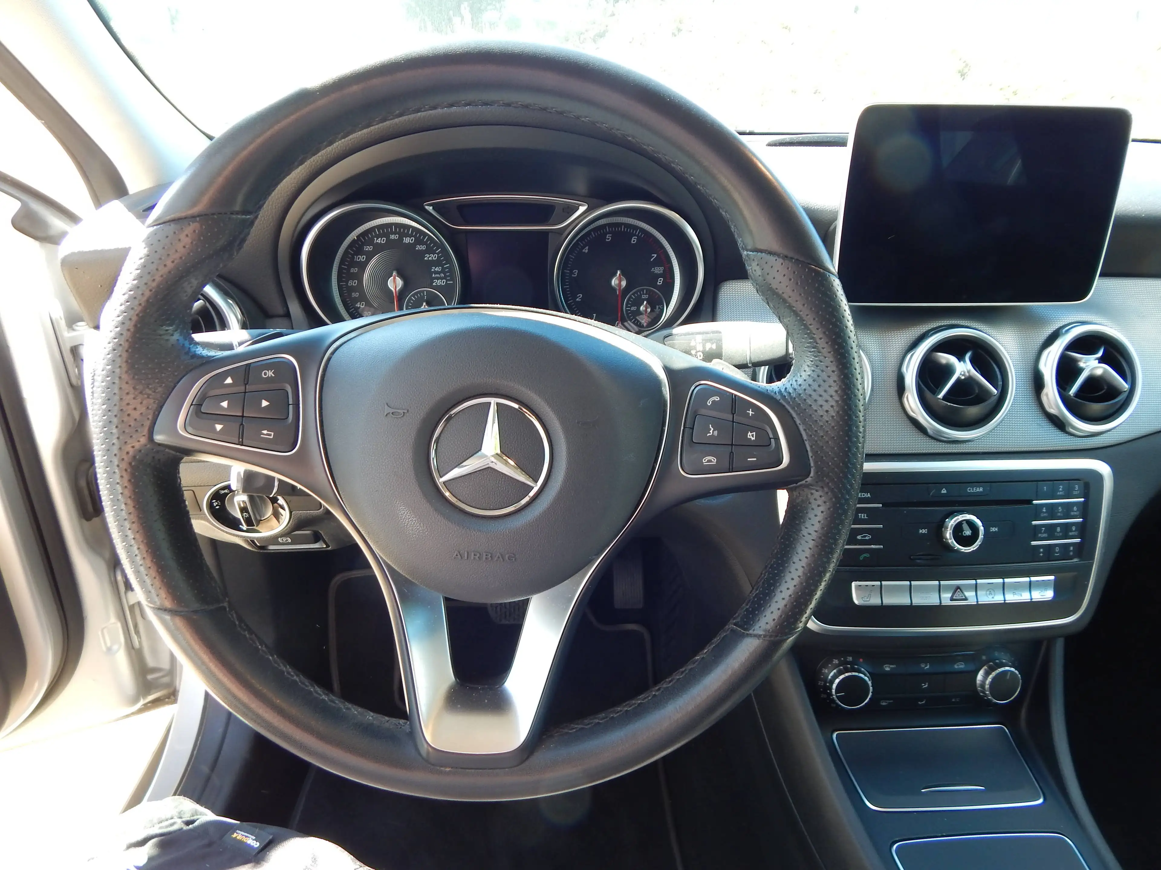 Mercedes-Benz GLA 180 GLA 180 (156.942) — photo 12