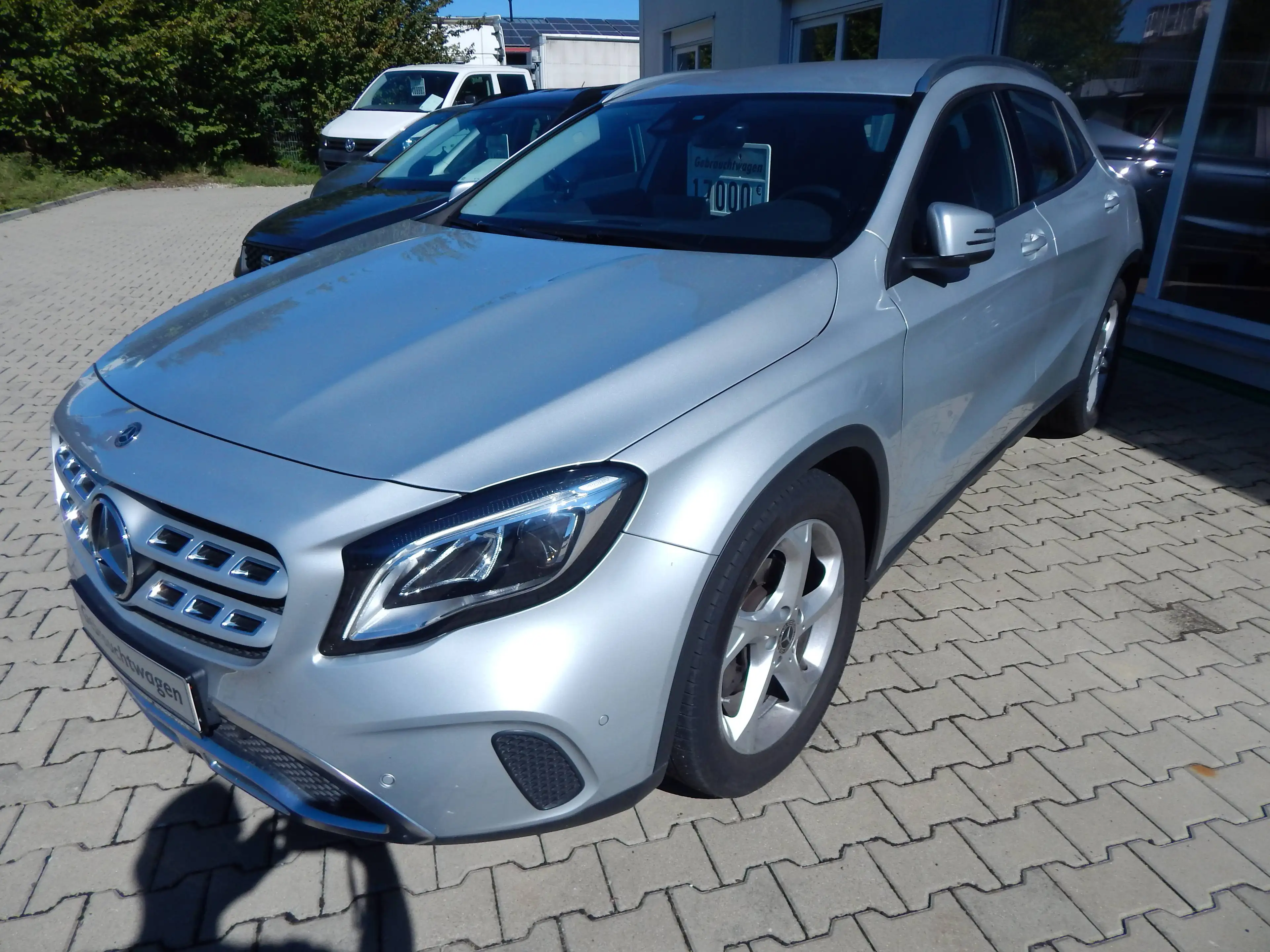 Mercedes-Benz GLA 180 GLA 180 (156.942)
