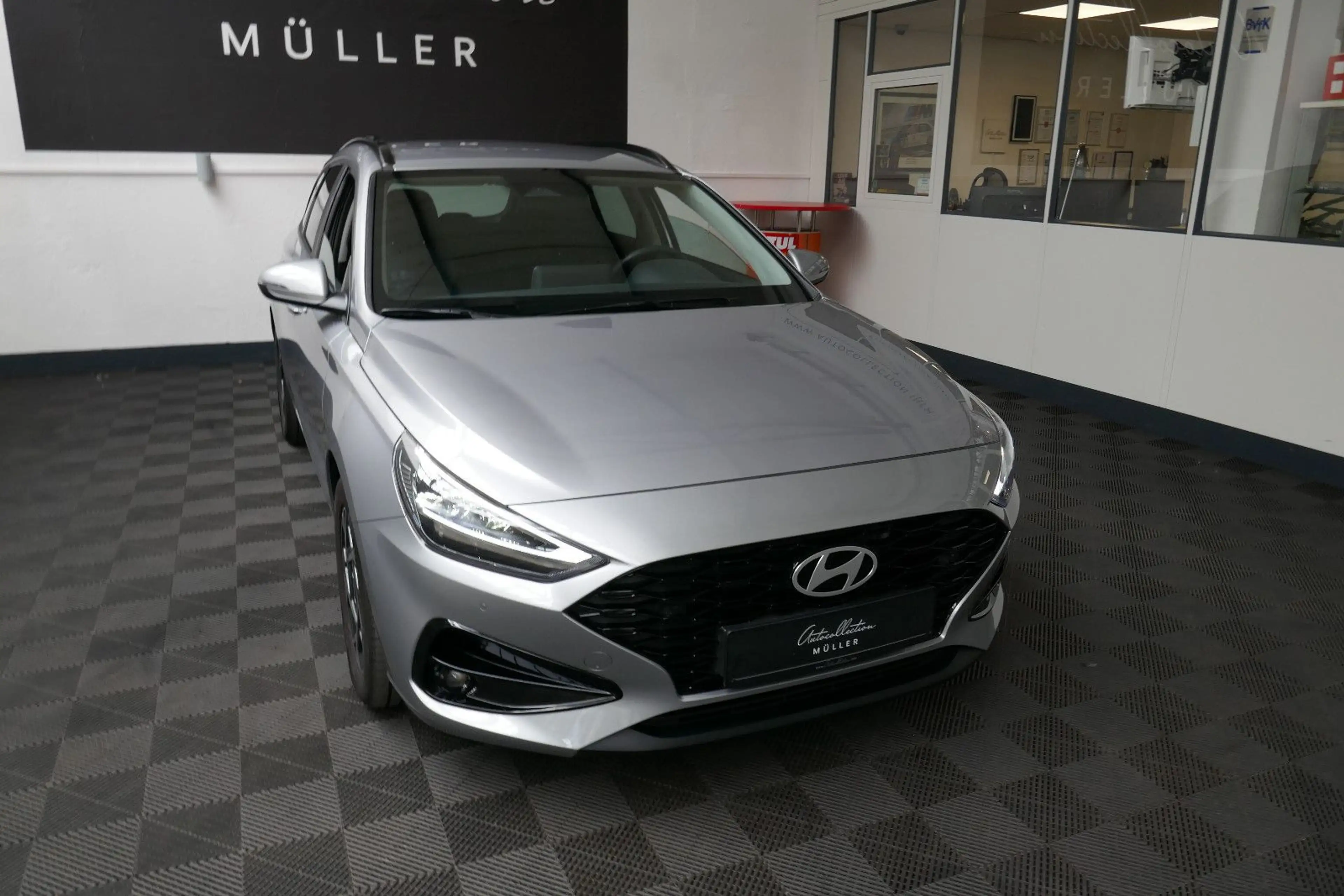 Hyundai i30 Trend Mild-Hybrid *TOP* — photo 5