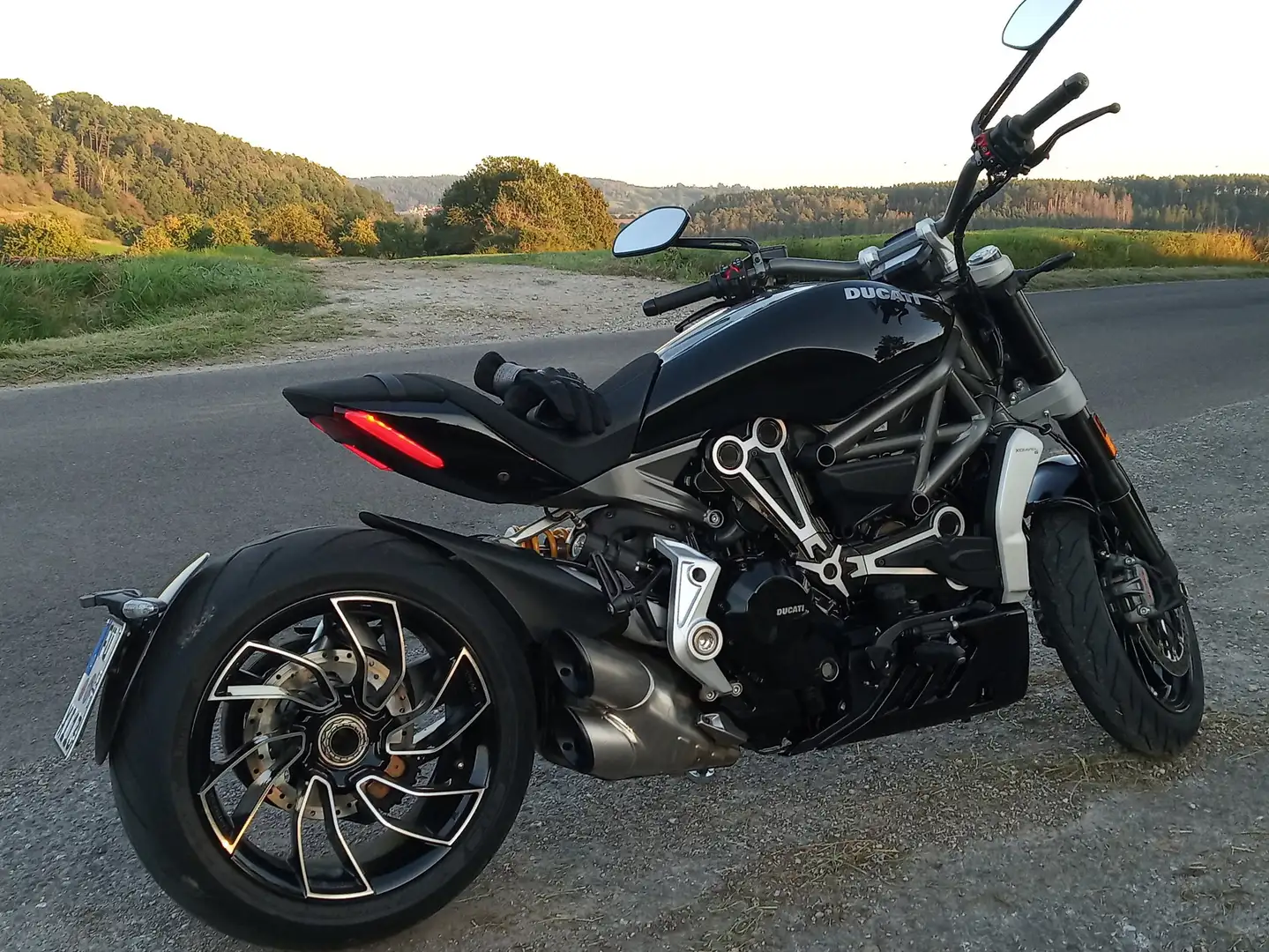 Ducati XDiavel X-Diavel S - 2