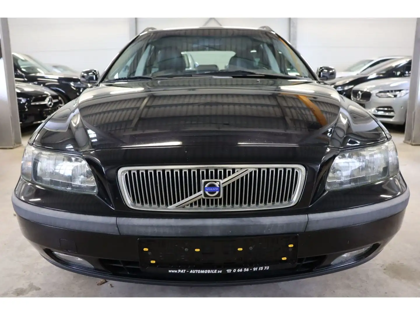 Volvo V70 D5 Leder Sitzheizung Klimaautomatik Schwarz - 2