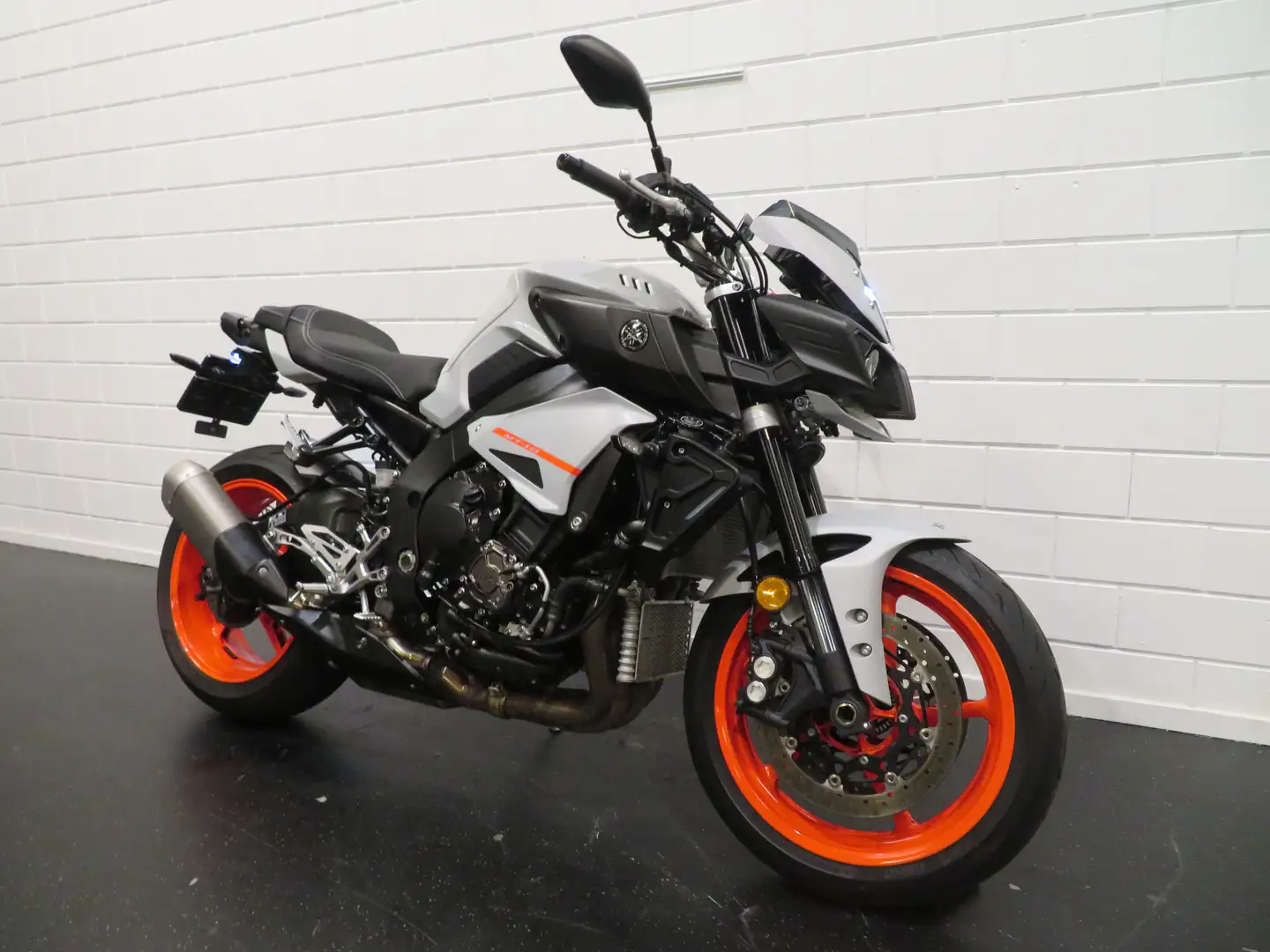 Yamaha MT-10 MT10 ABS SUPER STRAK! - 2