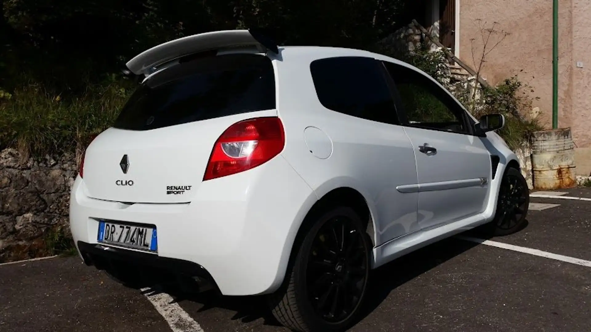 Renault Clio Clio III 2005 3p 2.0 16v RS 200cv Bianco - 2