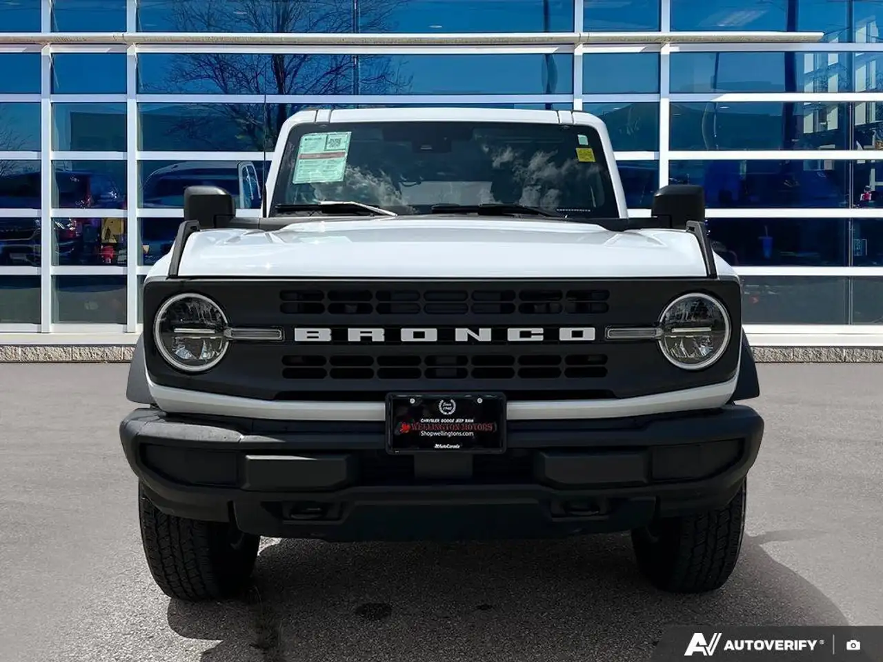 Ford Bronco photo Ford Bronco