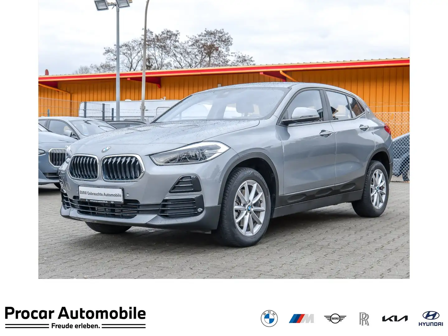 BMW X2 sDrive18i Advantage Navi RFK LED PA Lenkradhzg Grau - 1