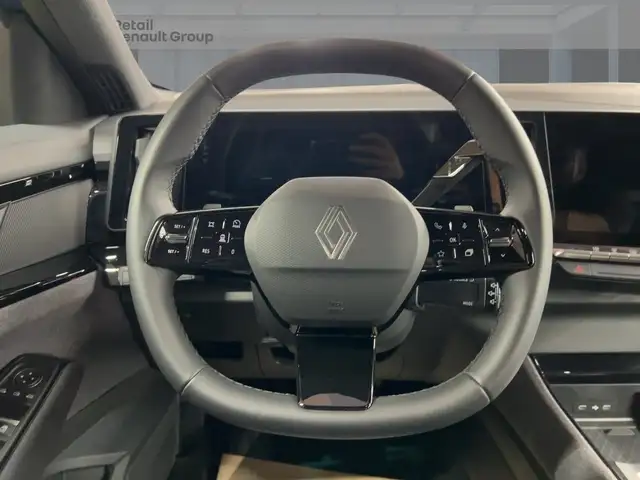 Renault Austral view 11