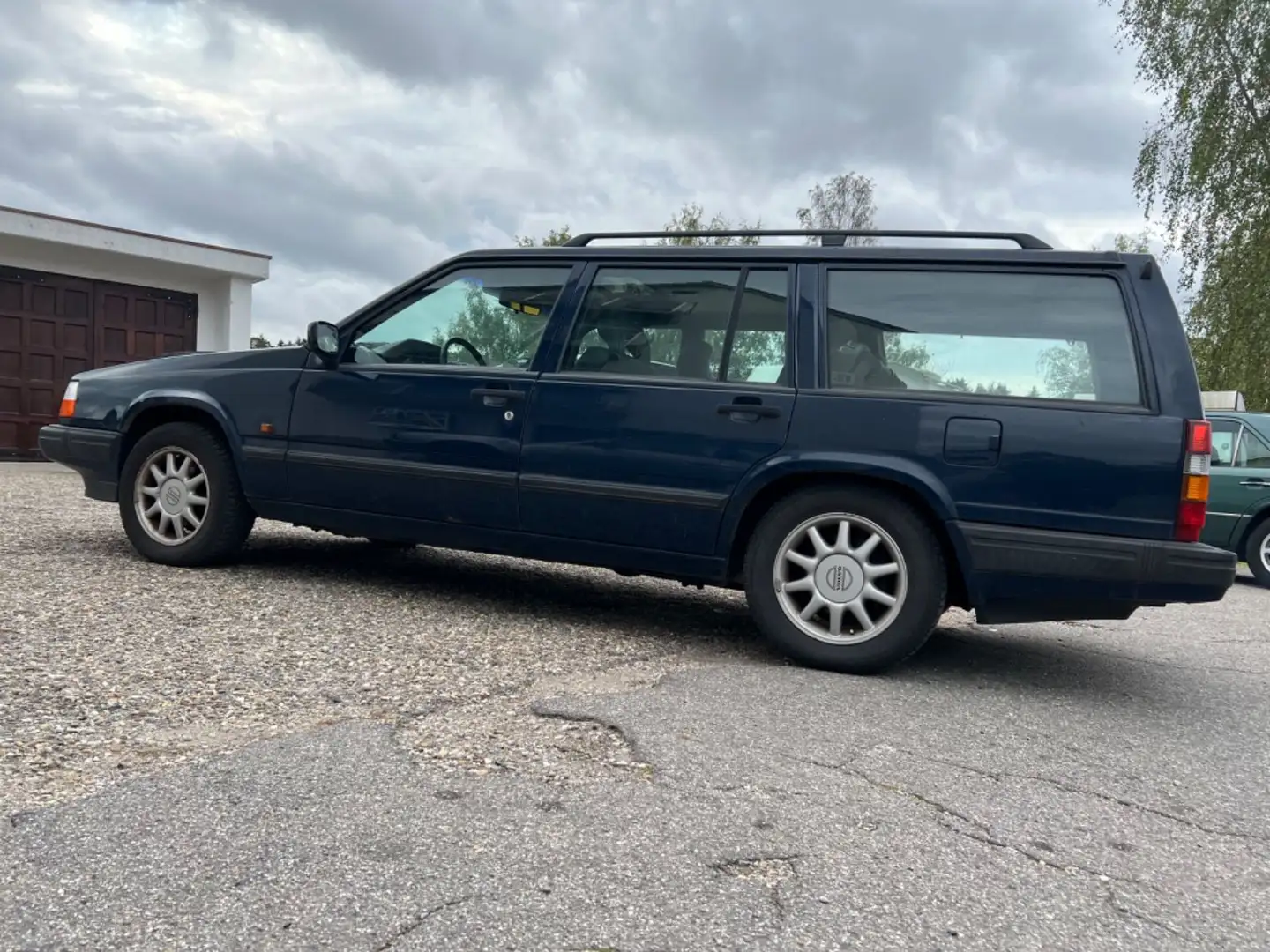 Volvo 940 Kombi 2.3 AUTOMATIK Bj 1995 OLDTIMER MÖGLICH Bleu - 2