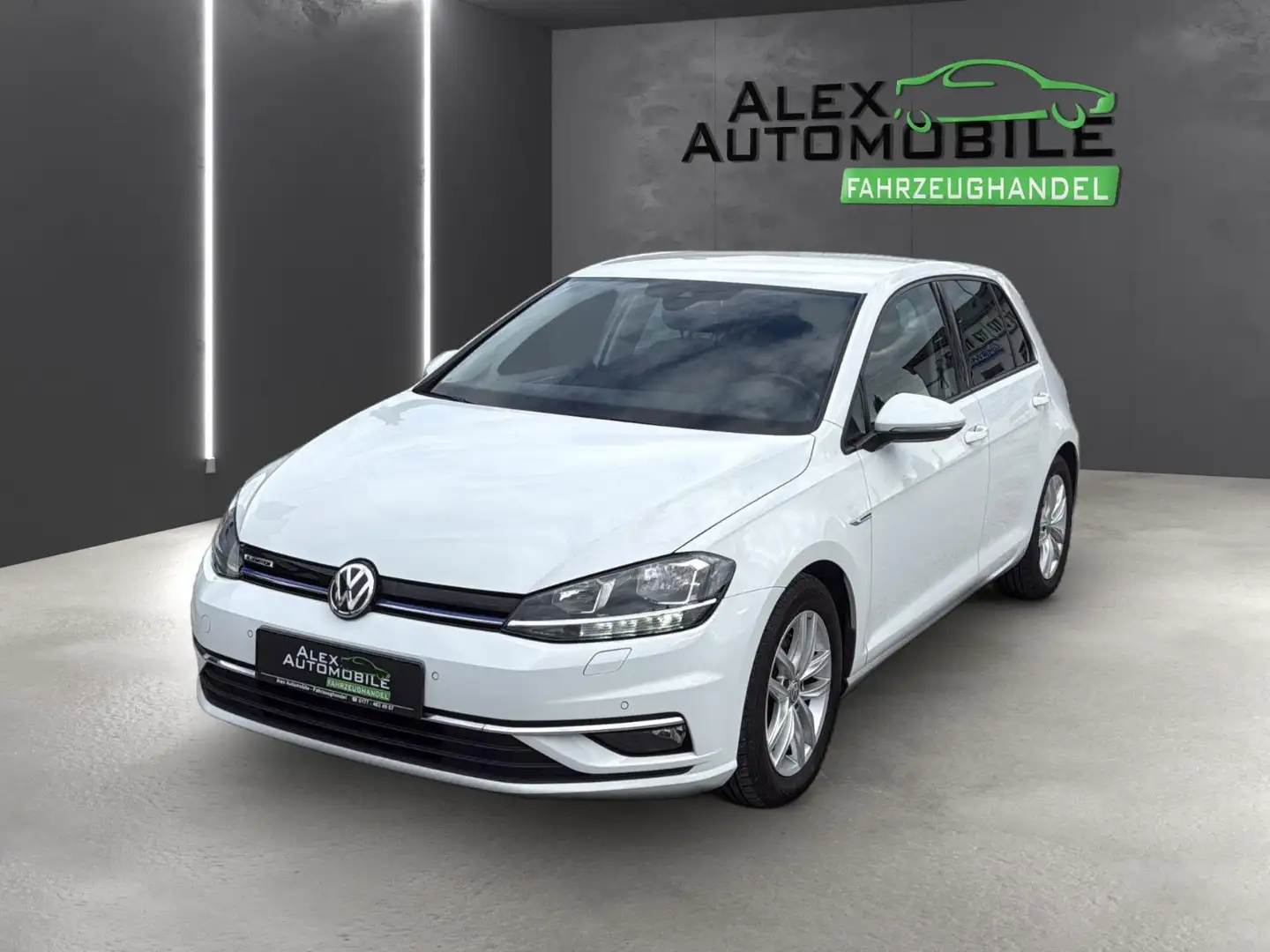 Volkswagen Golf VII Lim. Comfortline BlueMotion Wit - 2