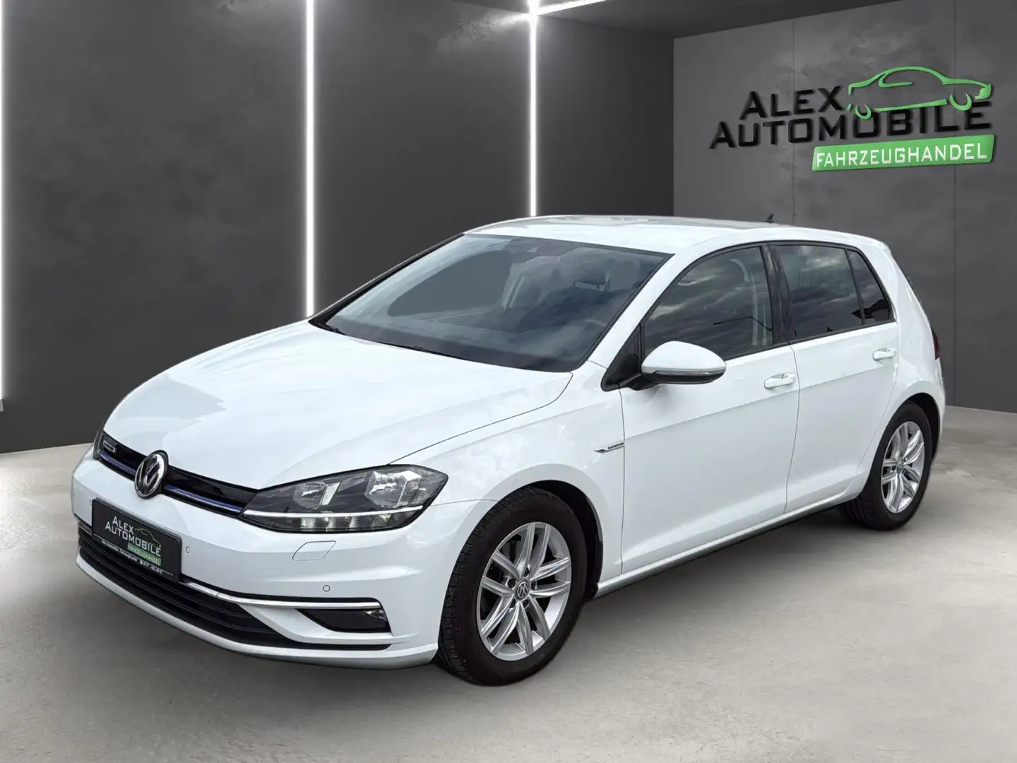 Volkswagen Golf VII Lim. Comfortline BlueMotion Wit - 1