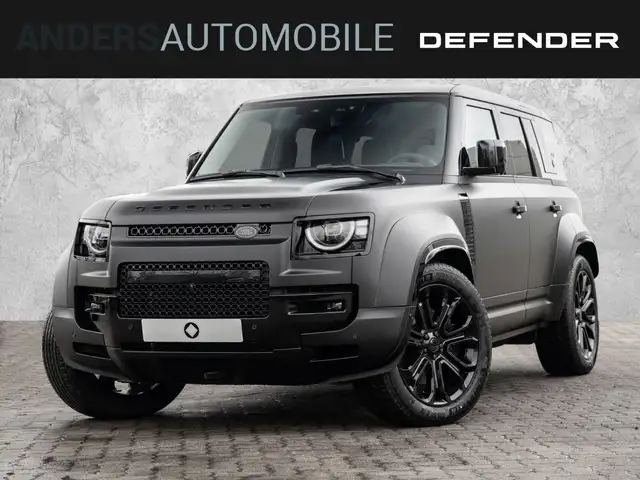 Land Rover Defender 110 4.4 P635 OCTA Black Edition