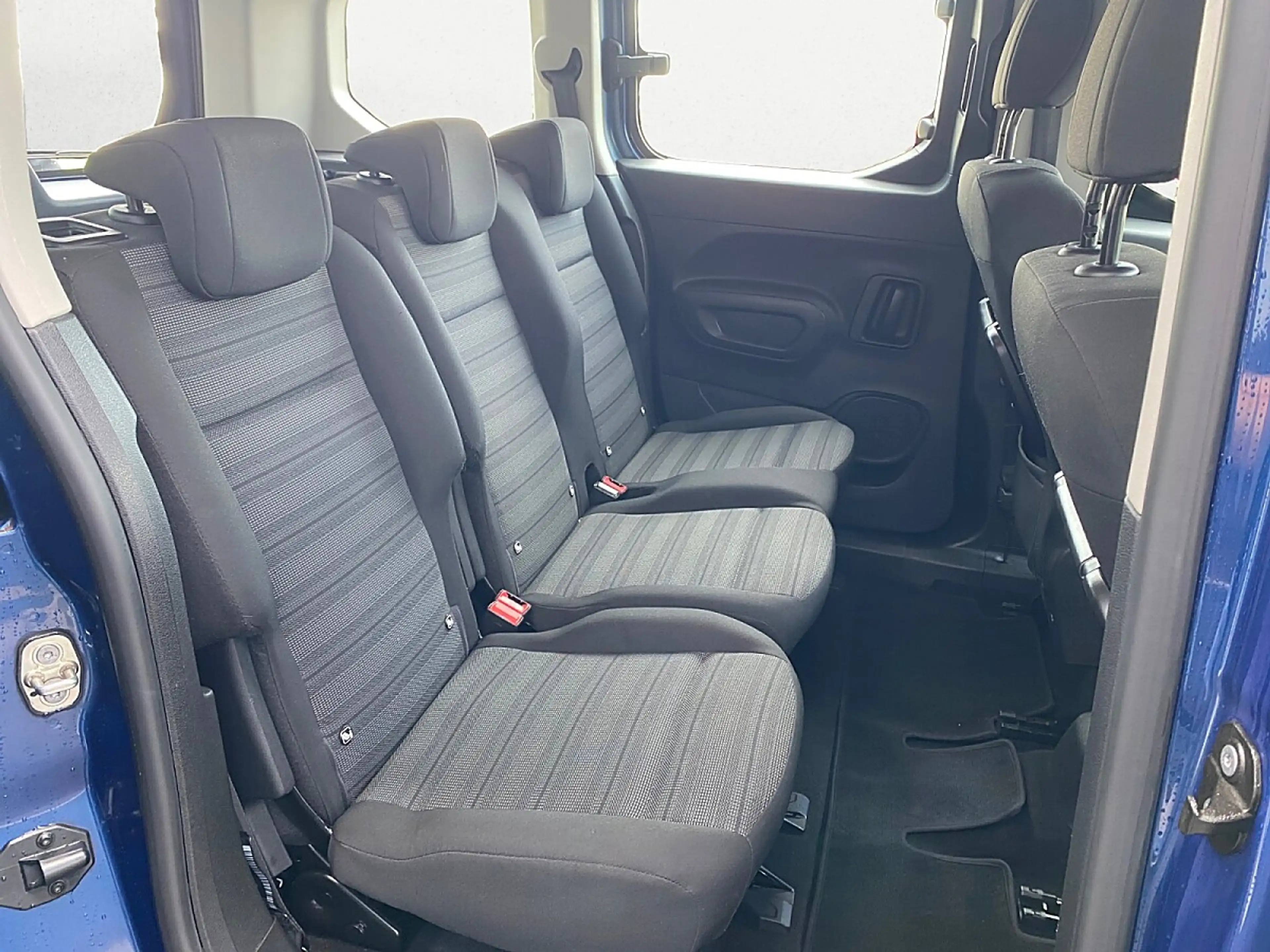 Opel Combo Life 1,2 Turbo Edition | Sitzhzg| Kamera — photo 11
