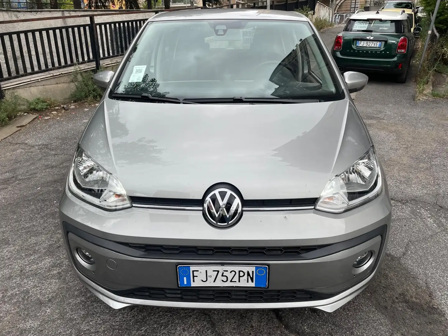 Volkswagen up! 5p 1.0 High 75cv asg - 2