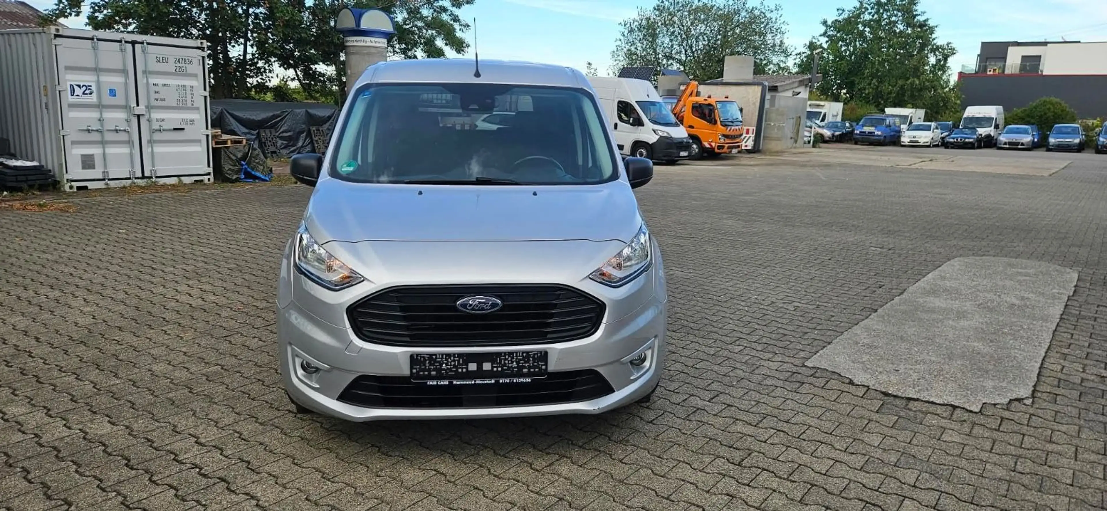 Ford Grand Tourneo Connect Trend — photo 5