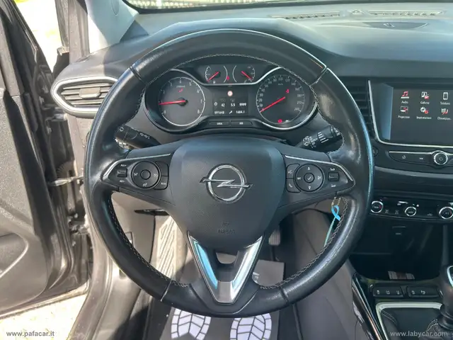 Opel Crossland view 15