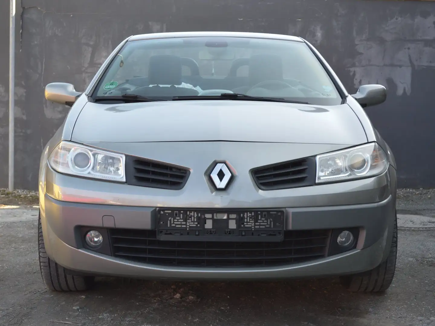 Renault Megane Authentique  *Benzin/Flüssiggas Braun - 2